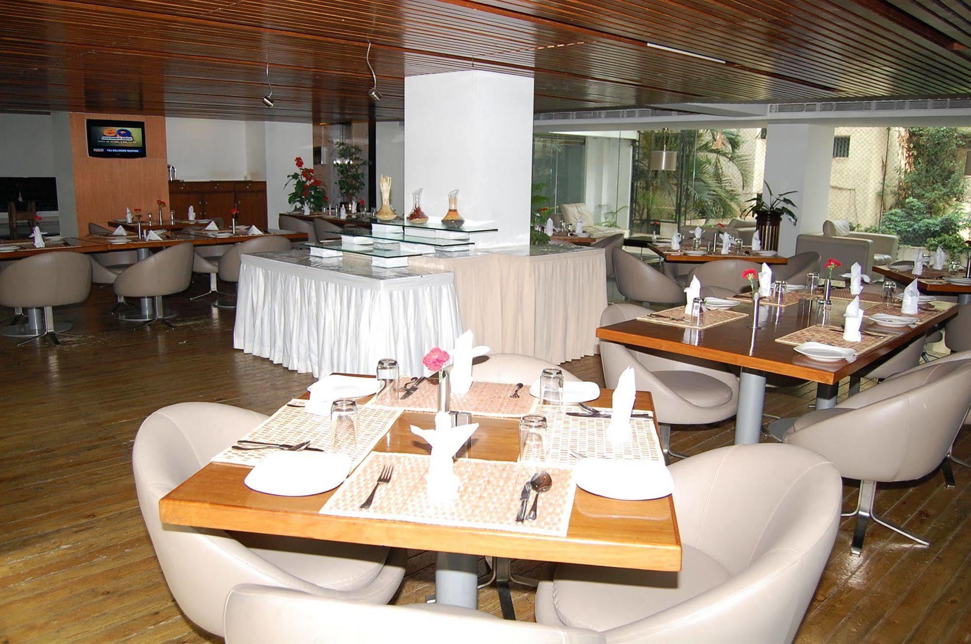Hotel Monarch Luxur - Infantry Road Bangalore Exterior foto
